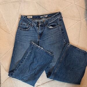 Levi's Women's Straight Leg Jeans in Classic Blue